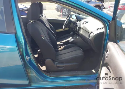 2012 Mazda Mazda2 Touring из США, поврежденный, VIN JM1DE1LZ4C0135800